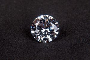 Darujete diamantové šperky? A víte, co diamant symbolizuje?